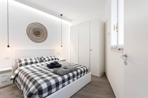 Posteľ alebo postele v izbe v ubytovaní Modern and new flat in Duomo area