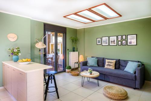 Χώρος καθιστικού στο Marathi Oasis Beach Villa