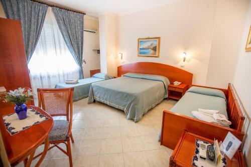 Hotel Mediterraneo