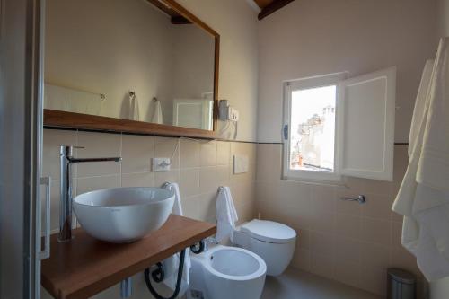 Vonios kambarys apgyvendinimo įstaigoje Pietrantica - Affittacamere con giardino NUOVA APERTURA a Trebiano -CITR
