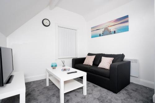 KIRKSTALL SERVICED APARTMENTS LEEDS