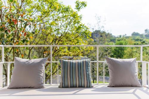 Un balcón o terraza en The Gallery Khao Yai Hotel and Residence - SHA Plus