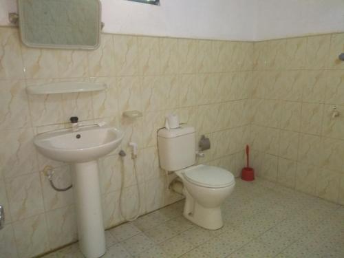 Un baño de Nature Inn