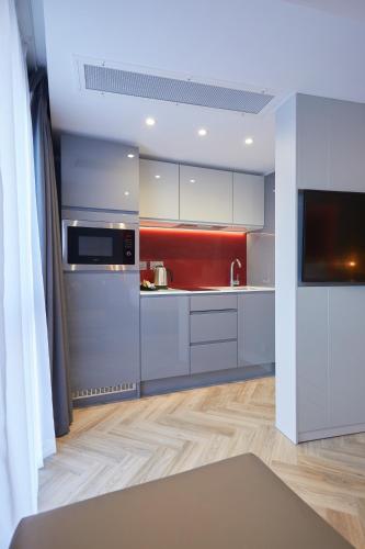 Dapur atau dapur kecil di Roomzzz York City