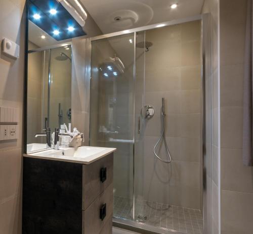 Koupelna v ubytování BRIGANTE SUITES