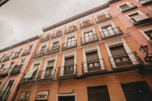 CHARMING DESIGN APARTMENT REINA SOFIA