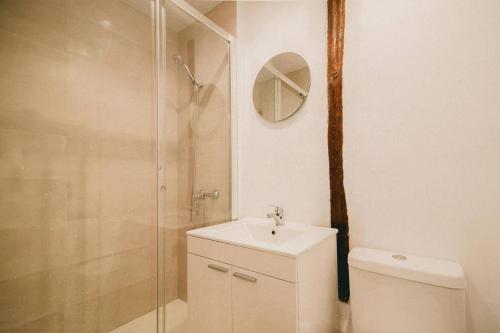 CHARMING DESIGN APARTMENT REINA SOFIA