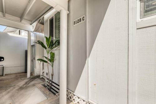 Gallery image of Monsarrat Apt. C in Honolulu