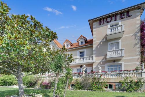 Gallery image of Le Château de Mei Lese in La Croix-Valmer