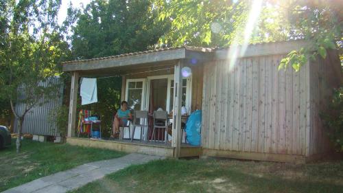 CAMPING LES GRAVES