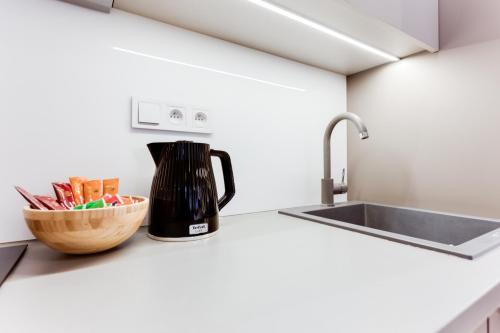 Dapur atau dapur kecil di Lampi Aparthotel Prague