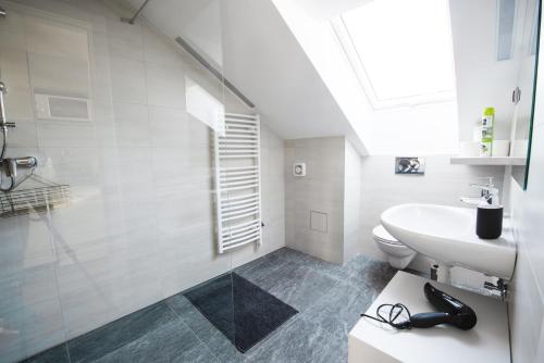 Un baño de Apartmani Sterija