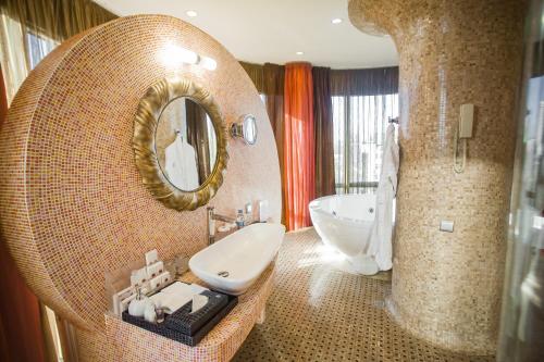 Ett badrum på Hotel Feride