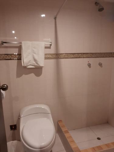 Ένα μπάνιο στο Hotel Las Lomas
