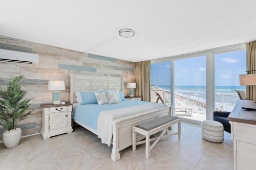 Gallery image of Paradise Beach Club - Oceanfront and Penthouse in Satellite Beach