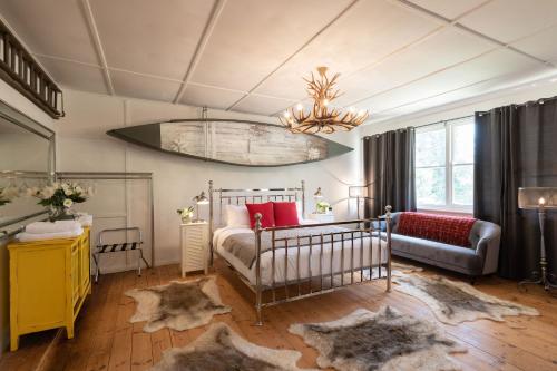 Katil atau katil-katil dalam bilik di Pirralilla Estate Adelaide Hills