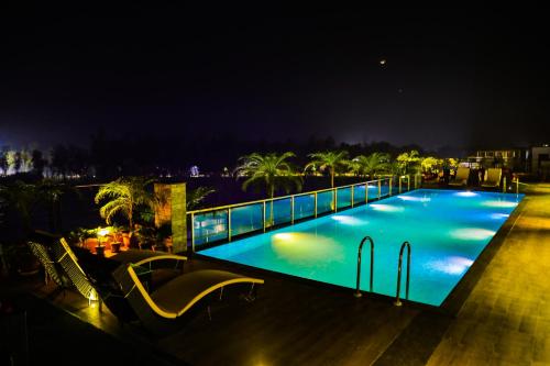 Cygnett Inn Sea Viewの敷地内または近くにあるプール