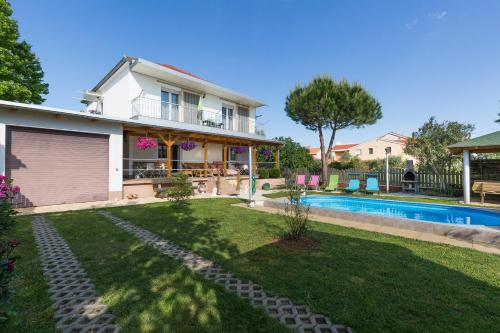 Apartment Twisting By The Private Pool – Photos 3