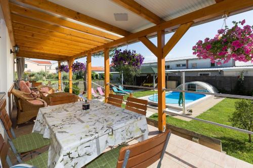 Apartment Twisting By The Private Pool – Photos 2