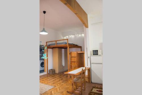 Pine Tree Studio in Historical City Centre 7621 Pécs, 12 Majorossy Imre utca kép - 3
