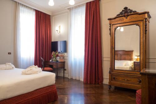 Hotel Locarno photo 127
