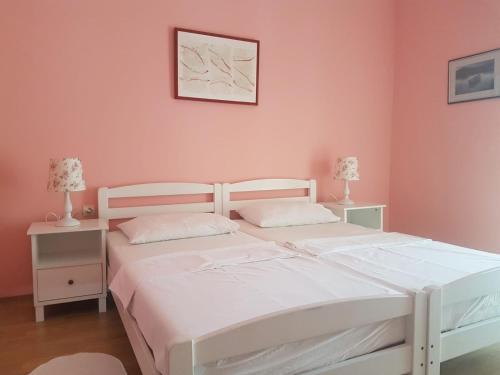Gallery image of Hotel Palace Vrkljan in Karlobag