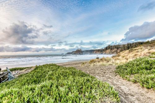 Azalea Haven – Photos 3