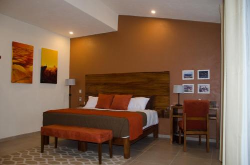 En eller flere senger på et rom på TEXAS INN HOTEL