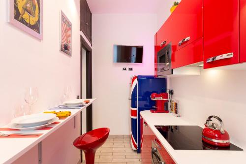 Dapur atau dapur kecil di Pop Luxury Experience