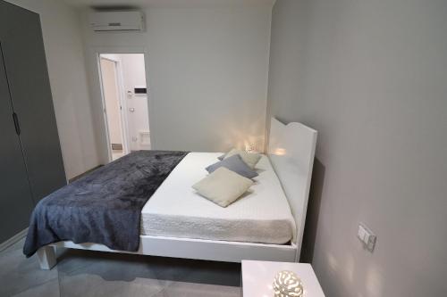 Afbeelding uit fotogalerij van Beautiful Holiday Apartment “casa Susanna Deluxe A Otranto” With Wi-fi & in Otranto