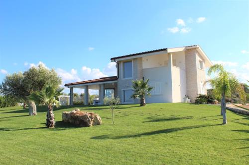 Zahrada ubytování Villa Maria - Apartments in villa with pool