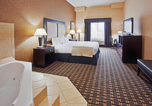 Holiday Inn Arlington Northeast, an IHG Hotel Image