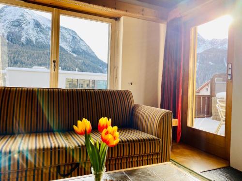 صورة لـ Hotel Scuol في سكول