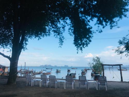 Phumiphat resort Koh Mook – Photos 4