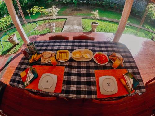 Makanan di atau berdekatan homestay