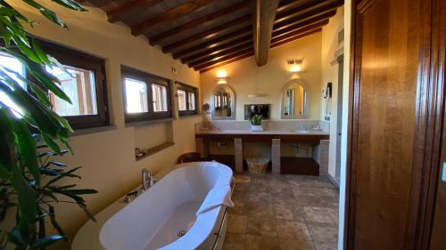 Koupelna v ubytování Vogue Hotel Arezzo