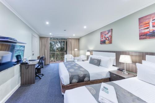 Best Western Melbourne Airport Image