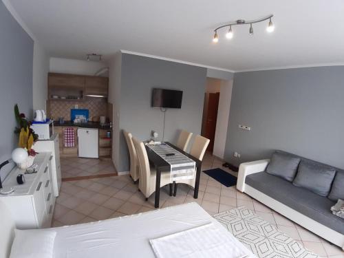 Napsugár Lux Apartmanok 4200 Hajdúszoboszló, József Attila utca 6b. B/II/21 kép - 3