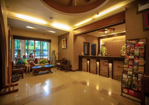 Un lugar para sentarse en Sakulchai Place