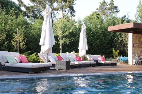 The swimming pool at or close to Casas Dos Infantes - Turismo Rural