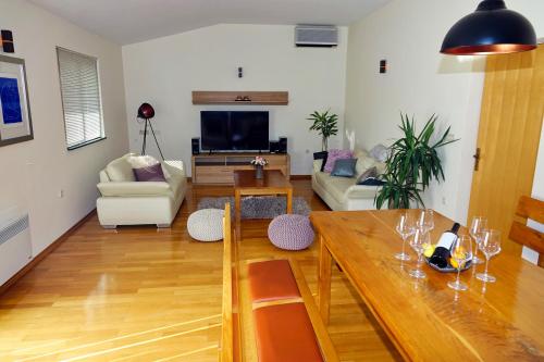 Gallery image of Apartment Jurica in Makarska