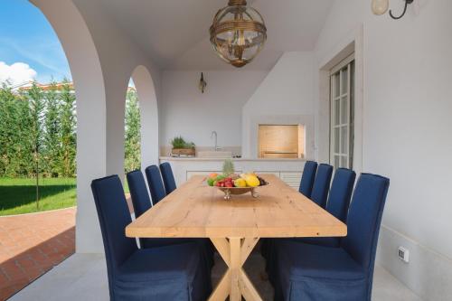 Zdjęcie z galerii obiektu Villa Cesara by HMZ Villas w mieście Vabriga