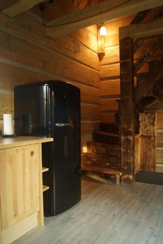Кухня или мини-кухня в Smolnikowe Klimaty - Chyżula - Sauna&Jacuzzi
