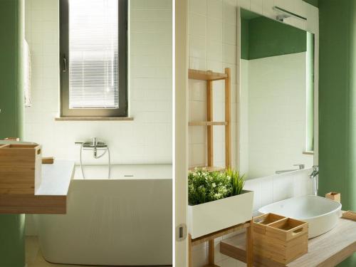 A bathroom at ATTICO DELLA LATTA