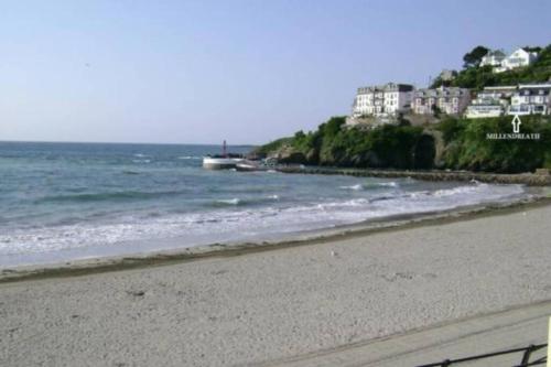 Millendreath at Westcliff - Self Catering flat with amazing sea views