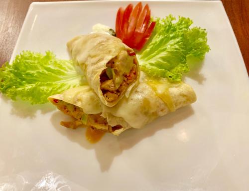 ゲストハウスの敷地内または近くでの食事または食べ物