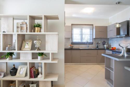 Gallery image of Thea Family Apartment 2 in Yenion