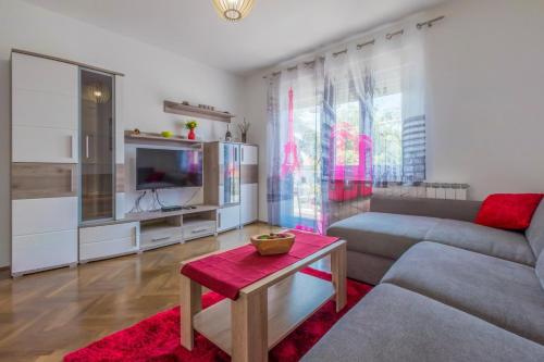 Fotografie z fotogalerie ubytování Apartment in Crikvenica 39232 v destinaci Crikvenica