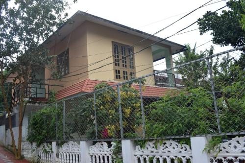 Bangunan di mana terletaknya homestay