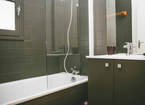 Ένα μπάνιο στο Moncontour 3p 4/6pers Gite